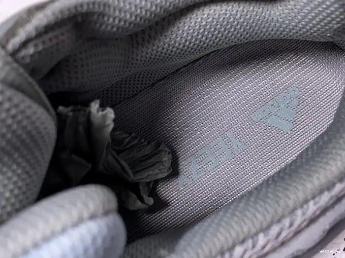 Boost Yeezy 700 EQ7597 Adidas Inertia